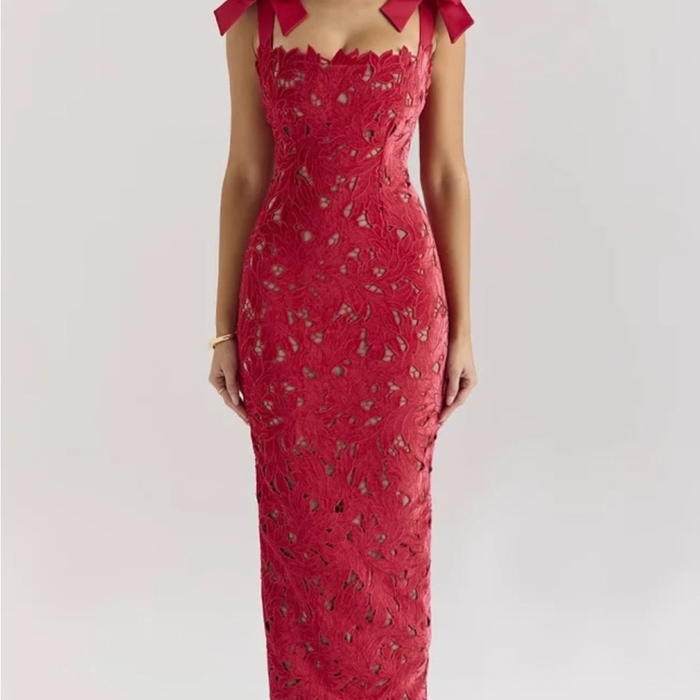 Elegant Red Lace Dress